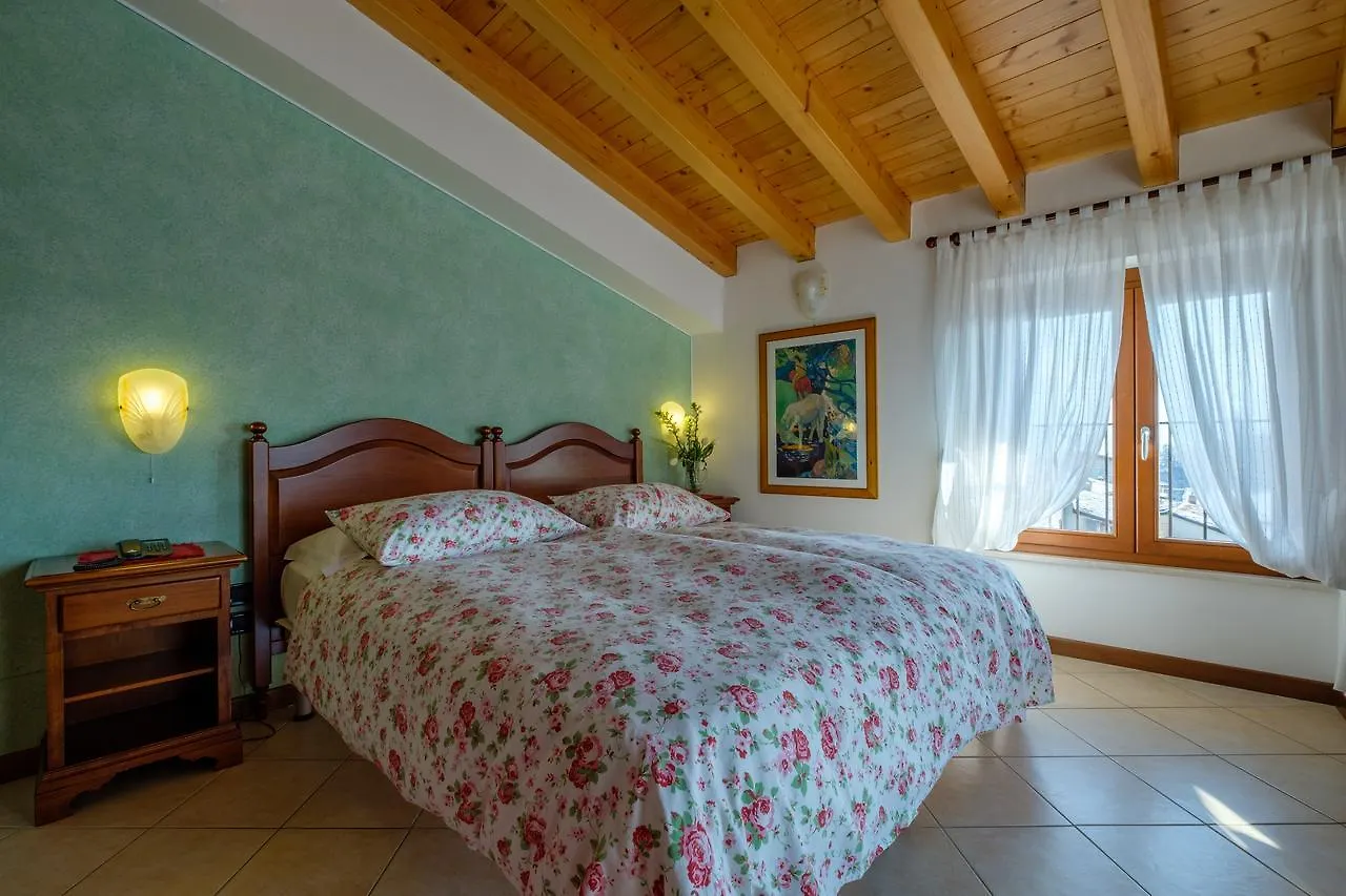 Hotel Tre Punte Gargnano Italien